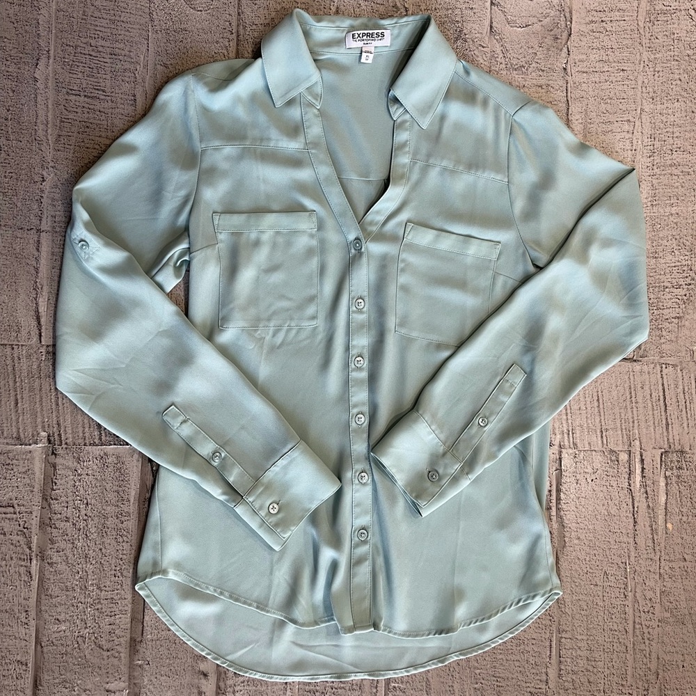 Express Portofino Light Green Blouse with Roll Tab Sleeve XS